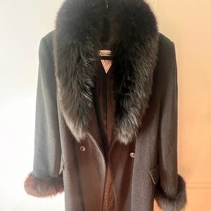 Marvin Richards, vintage coat size 14, fits like a large/extra large